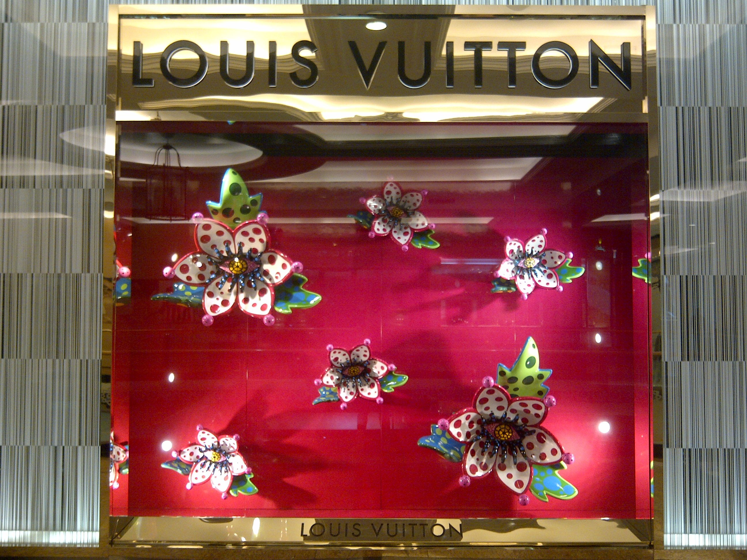 Postcard from Dubai: SEE LV Exhibition – View from the Back